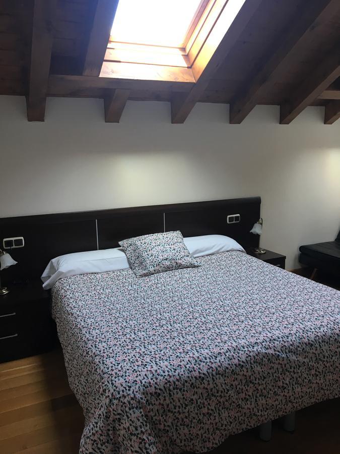 Apartamentos Irati Espinal-Auzperri Bagian luar foto